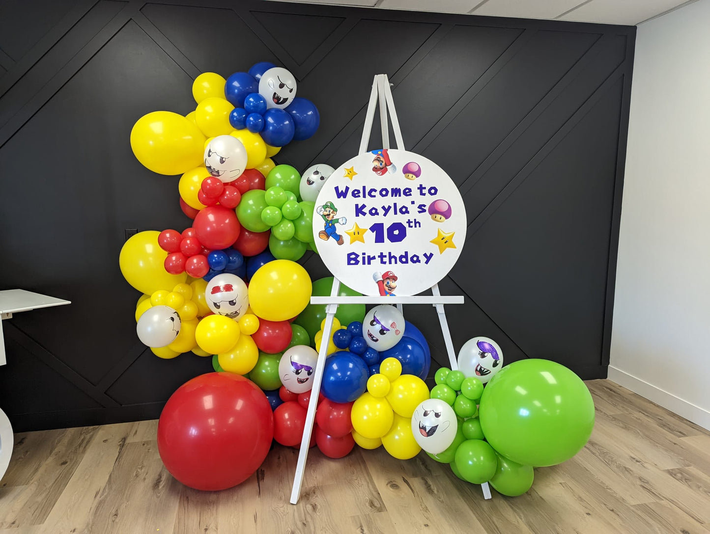 WELCOME SIGN WITH BALLOONS PACKAGE