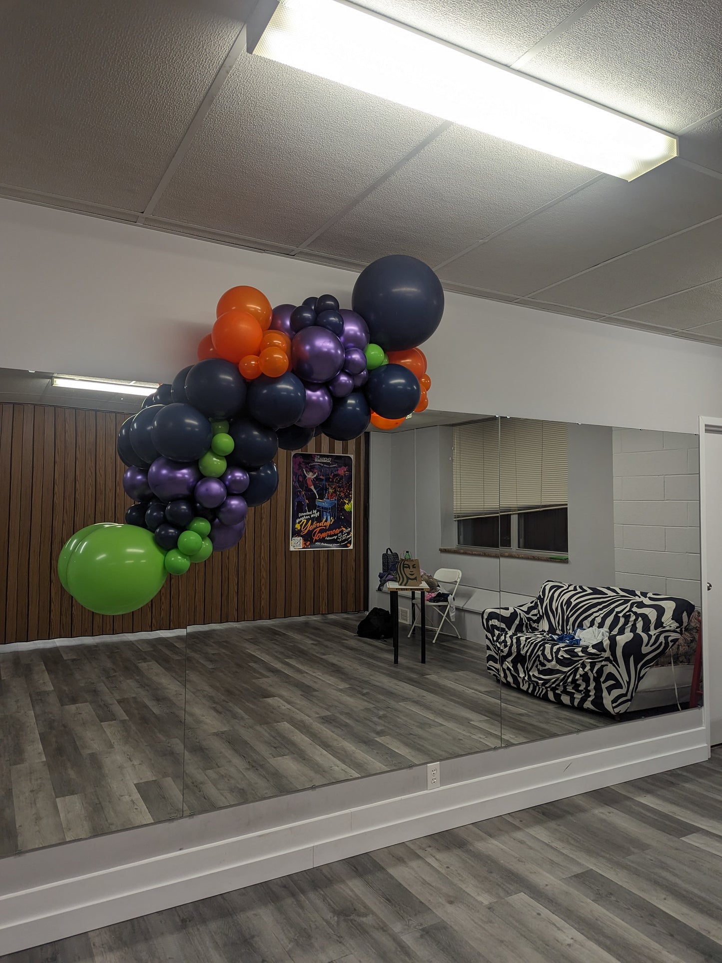 GRAB N' GO BALLOON GARLANDS