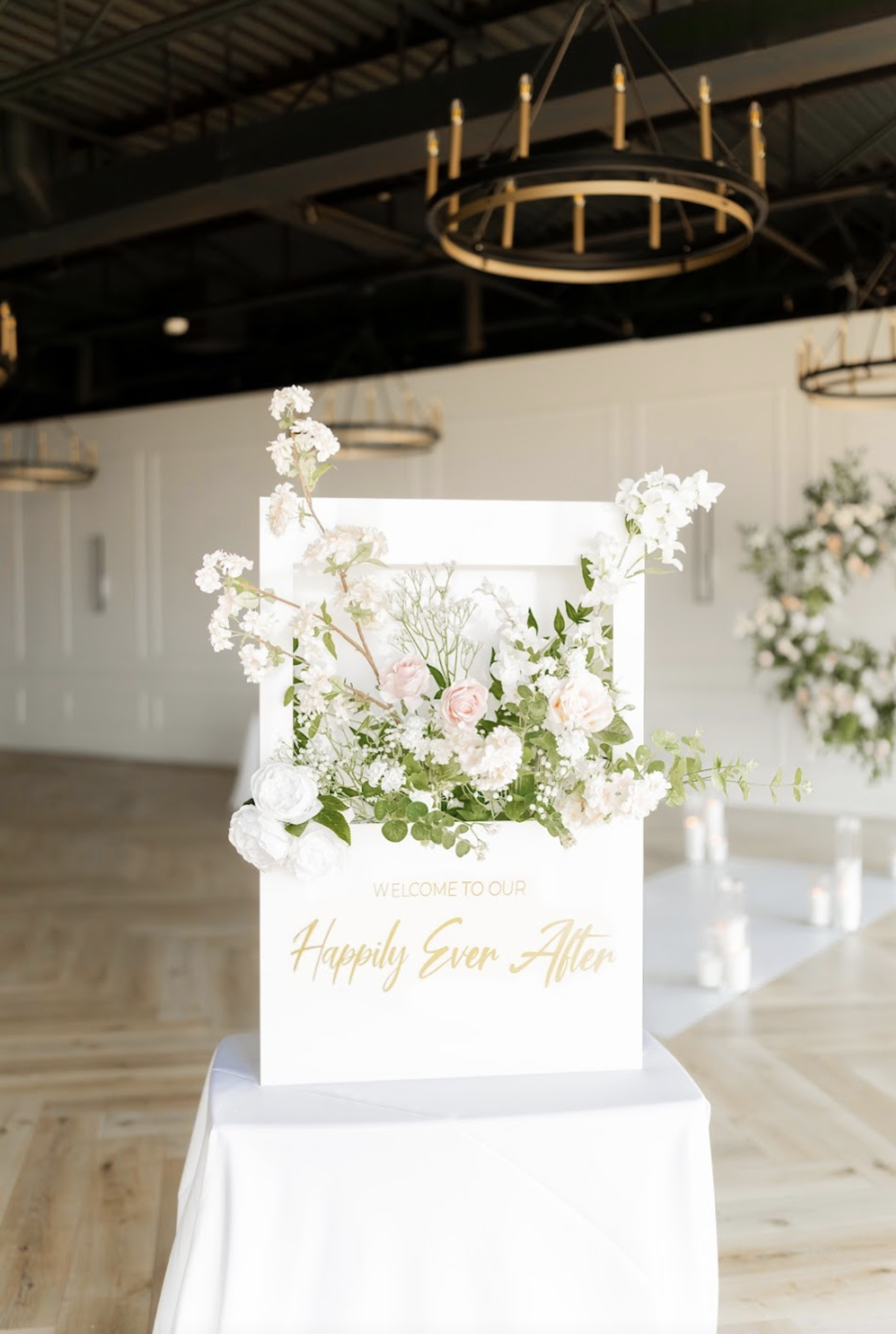 FLORAL WELCOME BOX