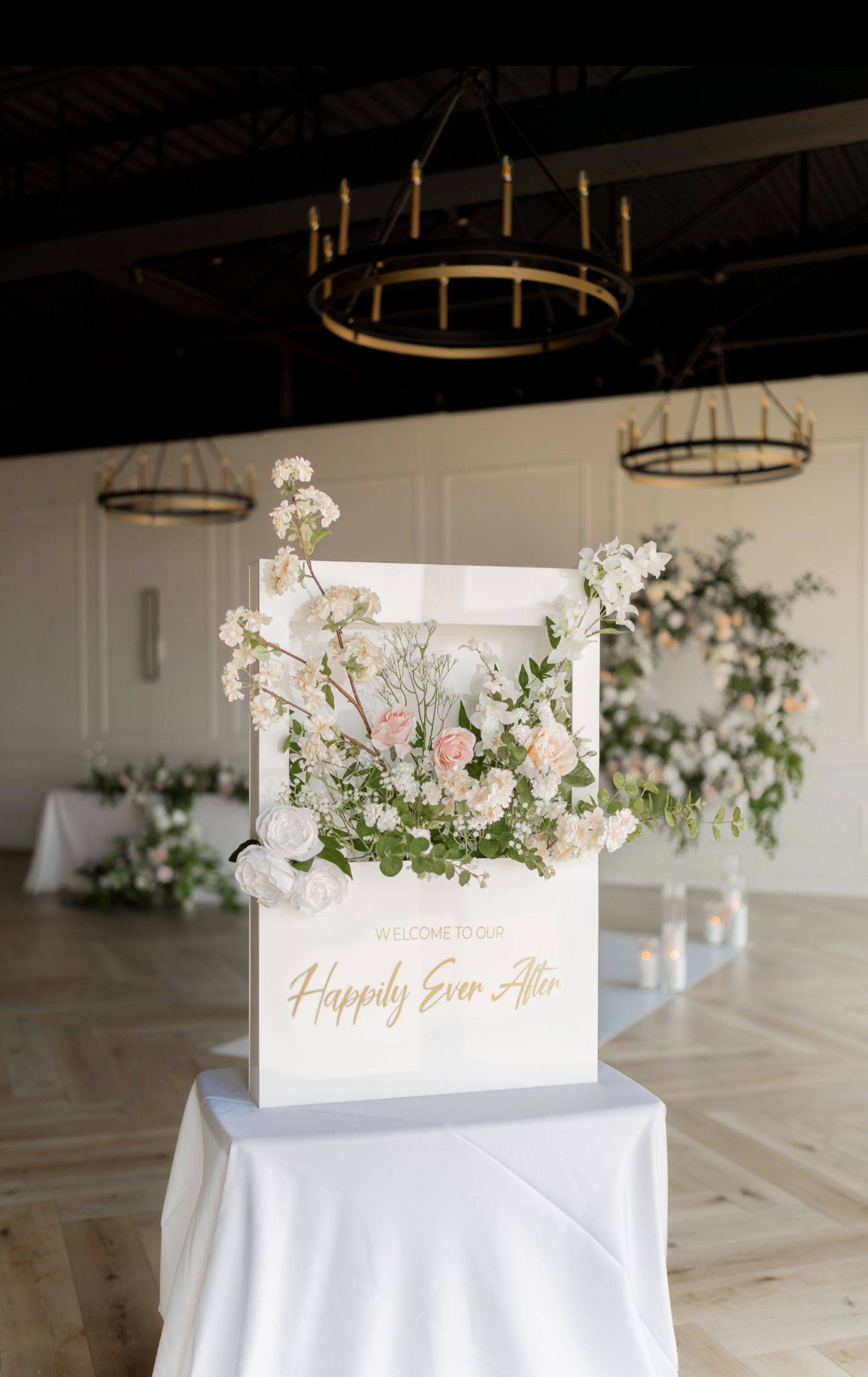 FLORAL WELCOME BOX