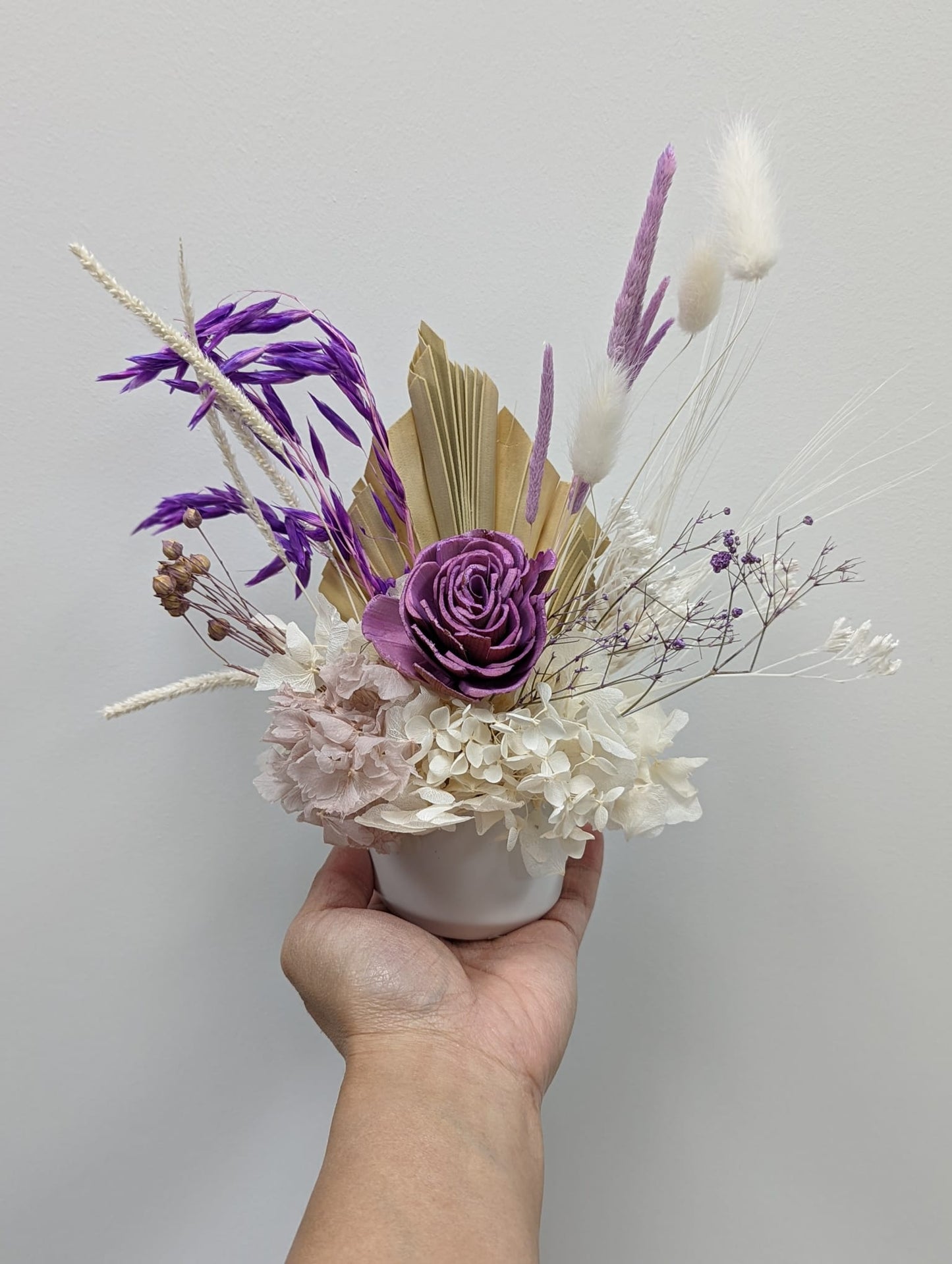 EVERLASTING FLORAL ARRANGEMENTS