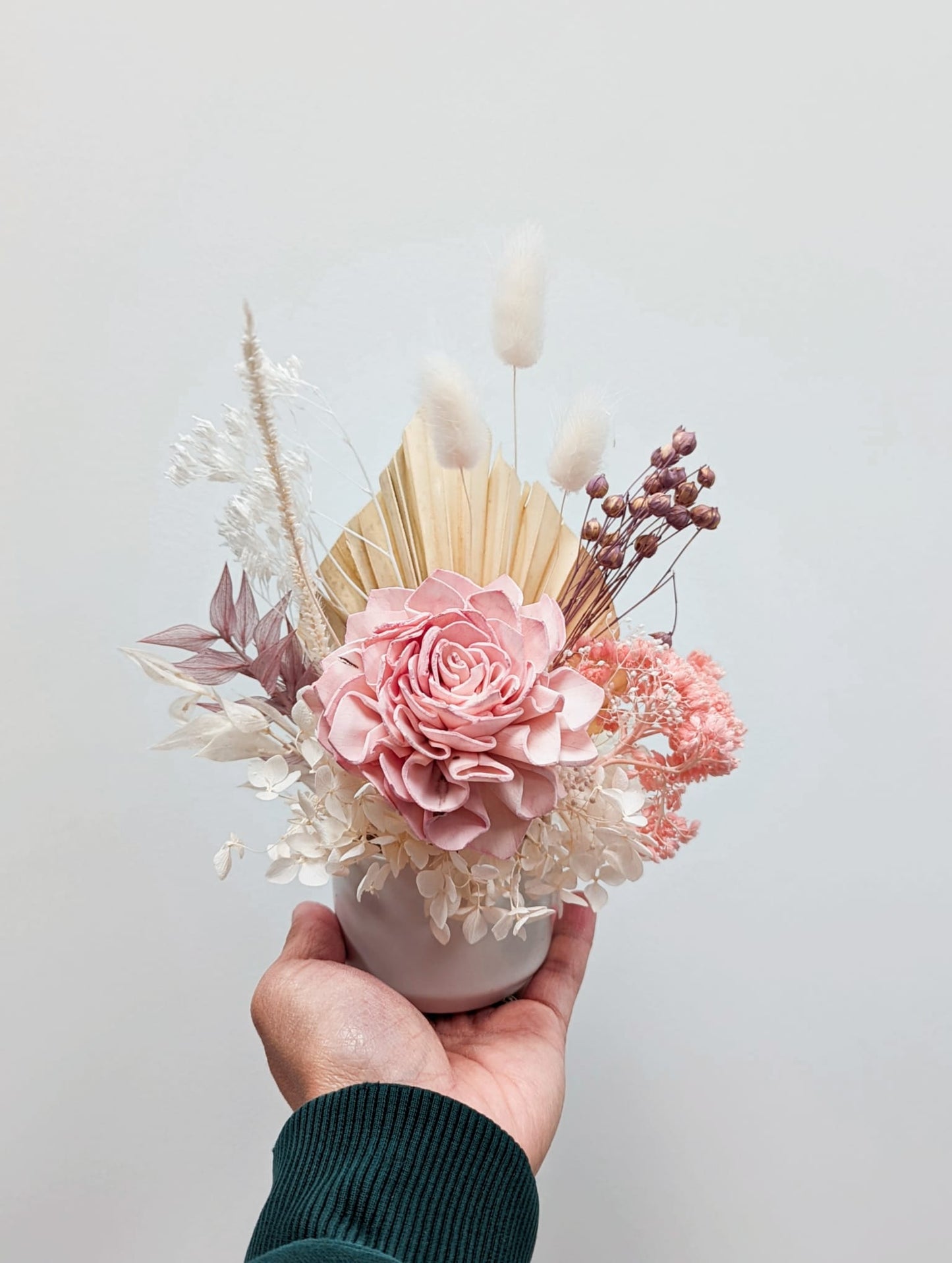 EVERLASTING FLORAL ARRANGEMENTS