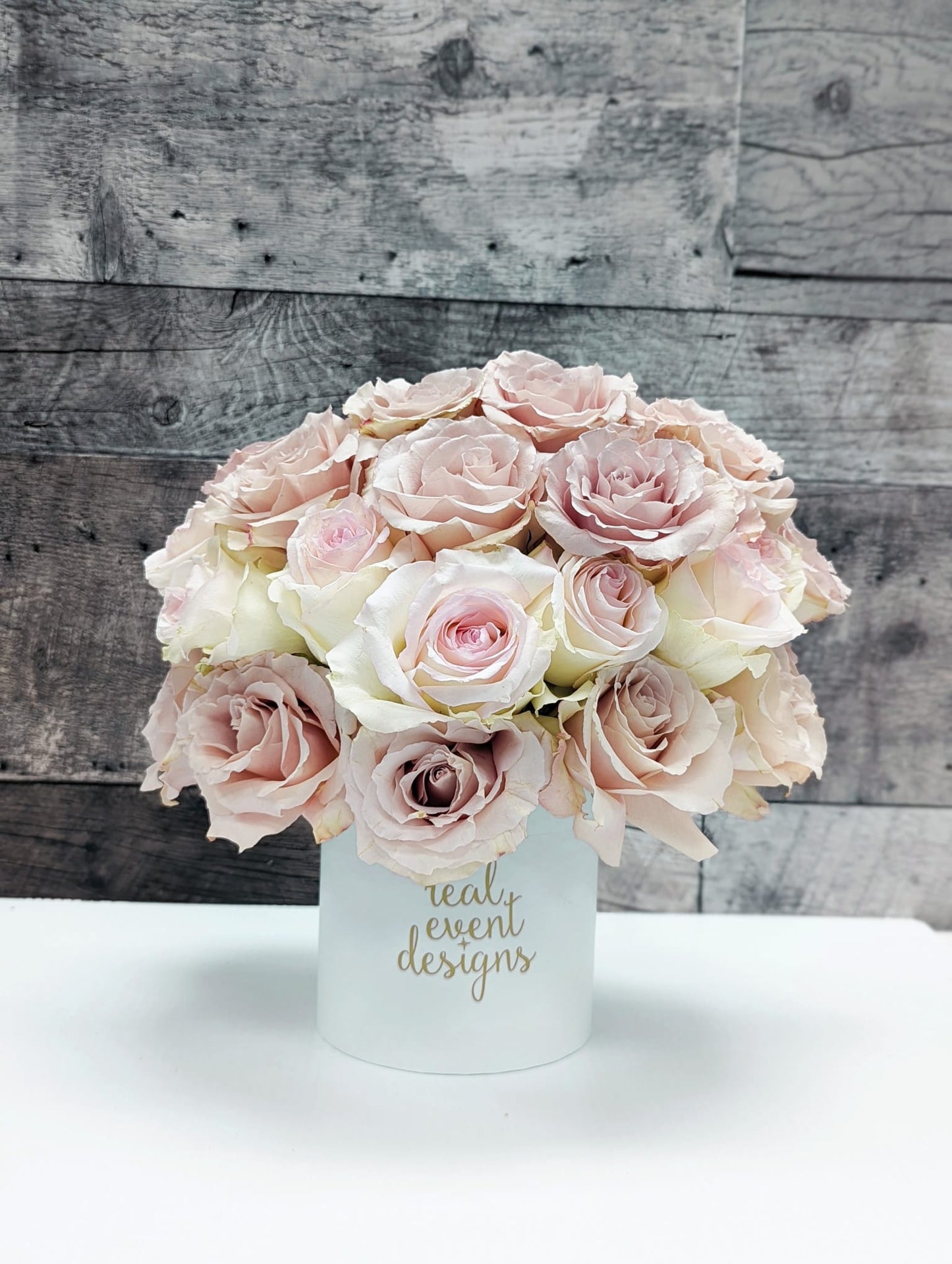 FRESH FLORAL BOX ARRANGEMENTS