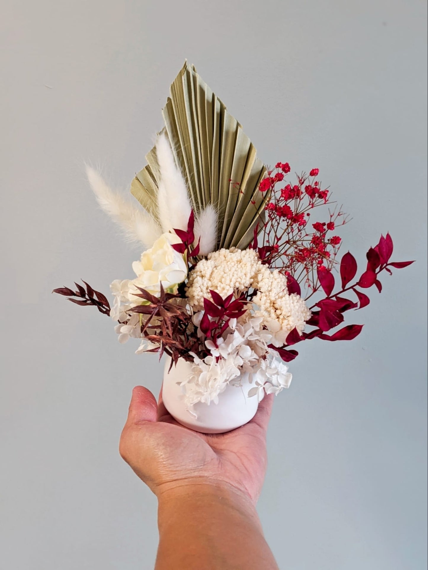 EVERLASTING FLORAL ARRANGEMENTS