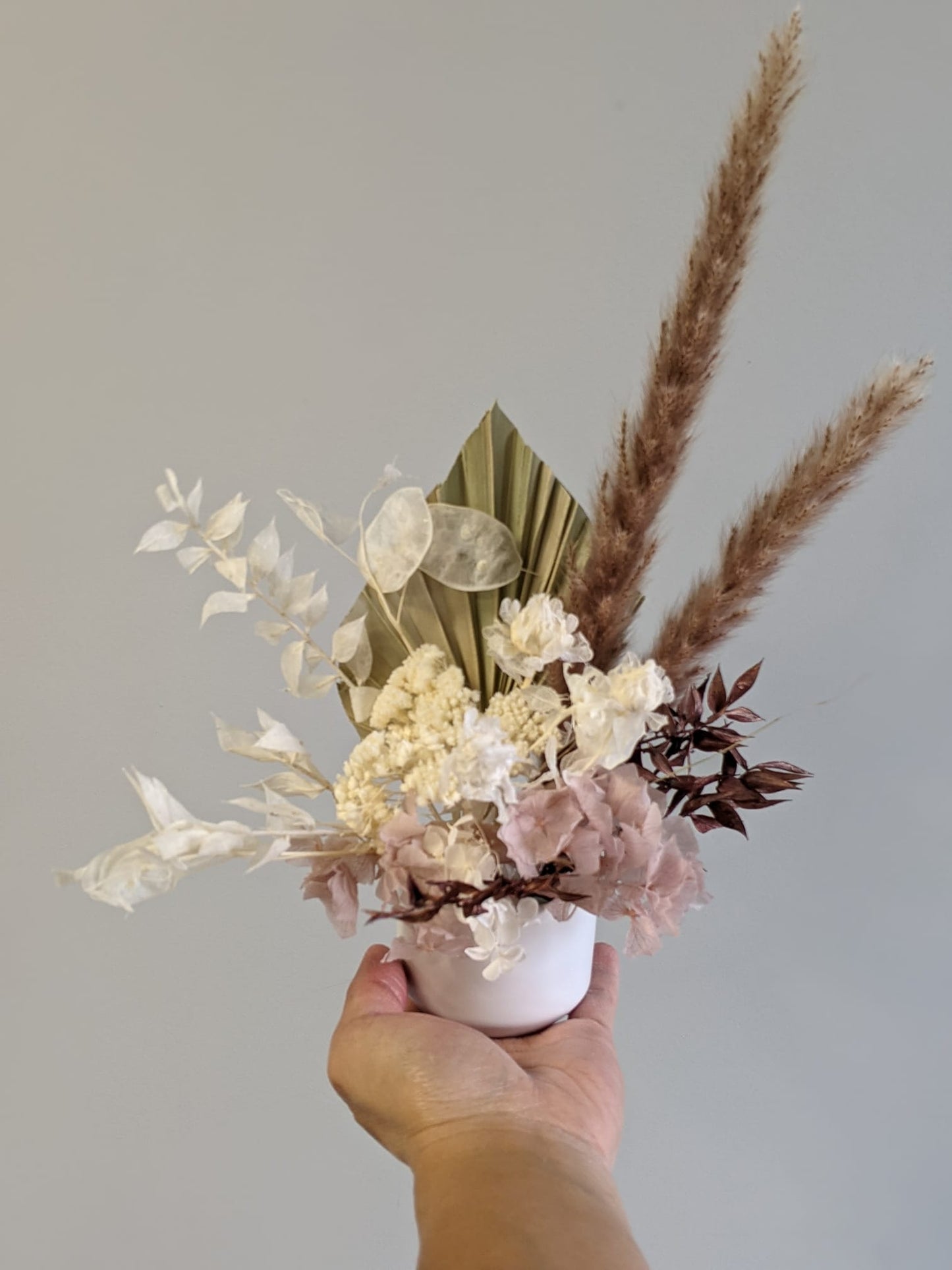 EVERLASTING FLORAL ARRANGEMENTS