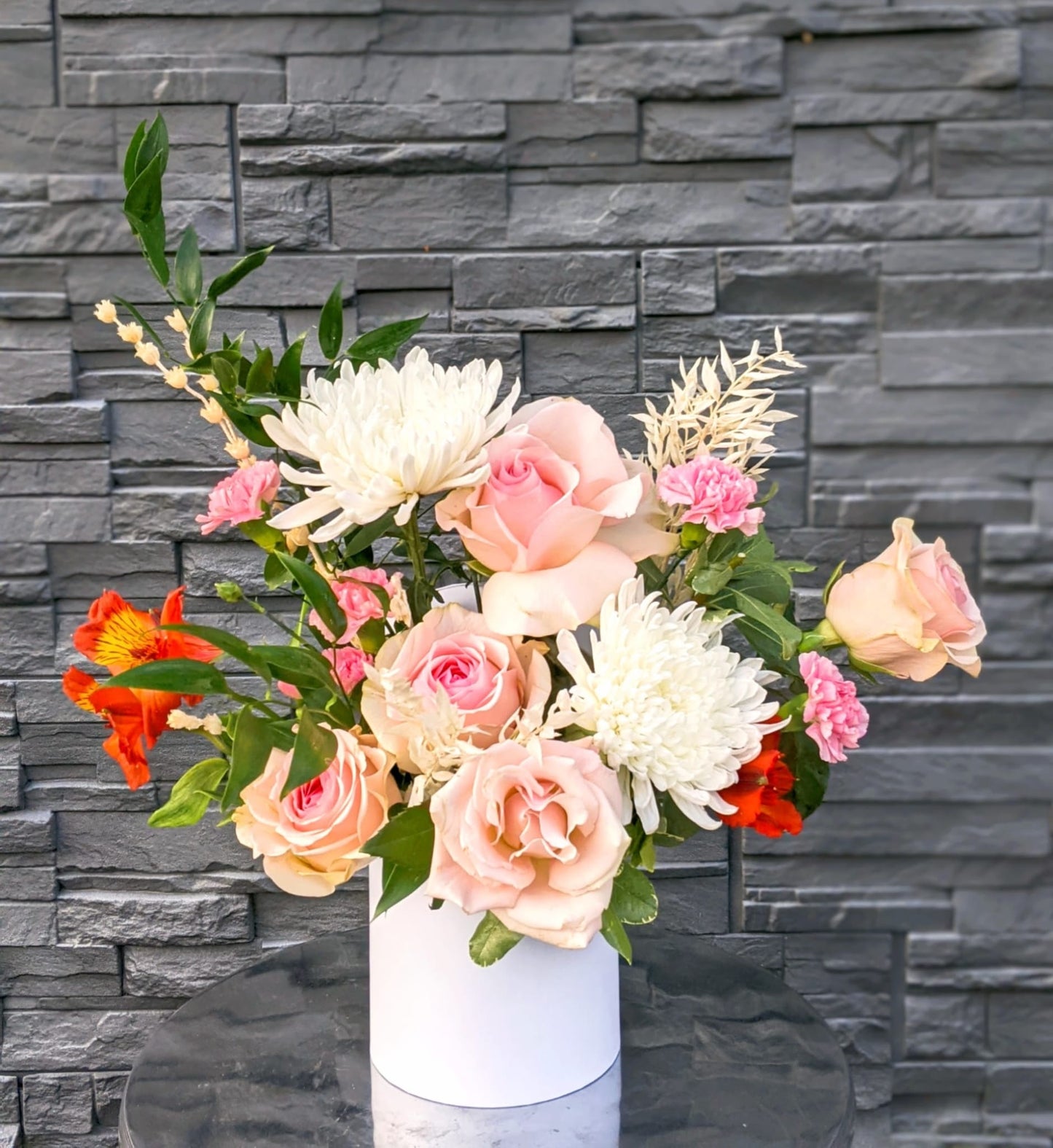 FRESH FLORAL BOX ARRANGEMENTS