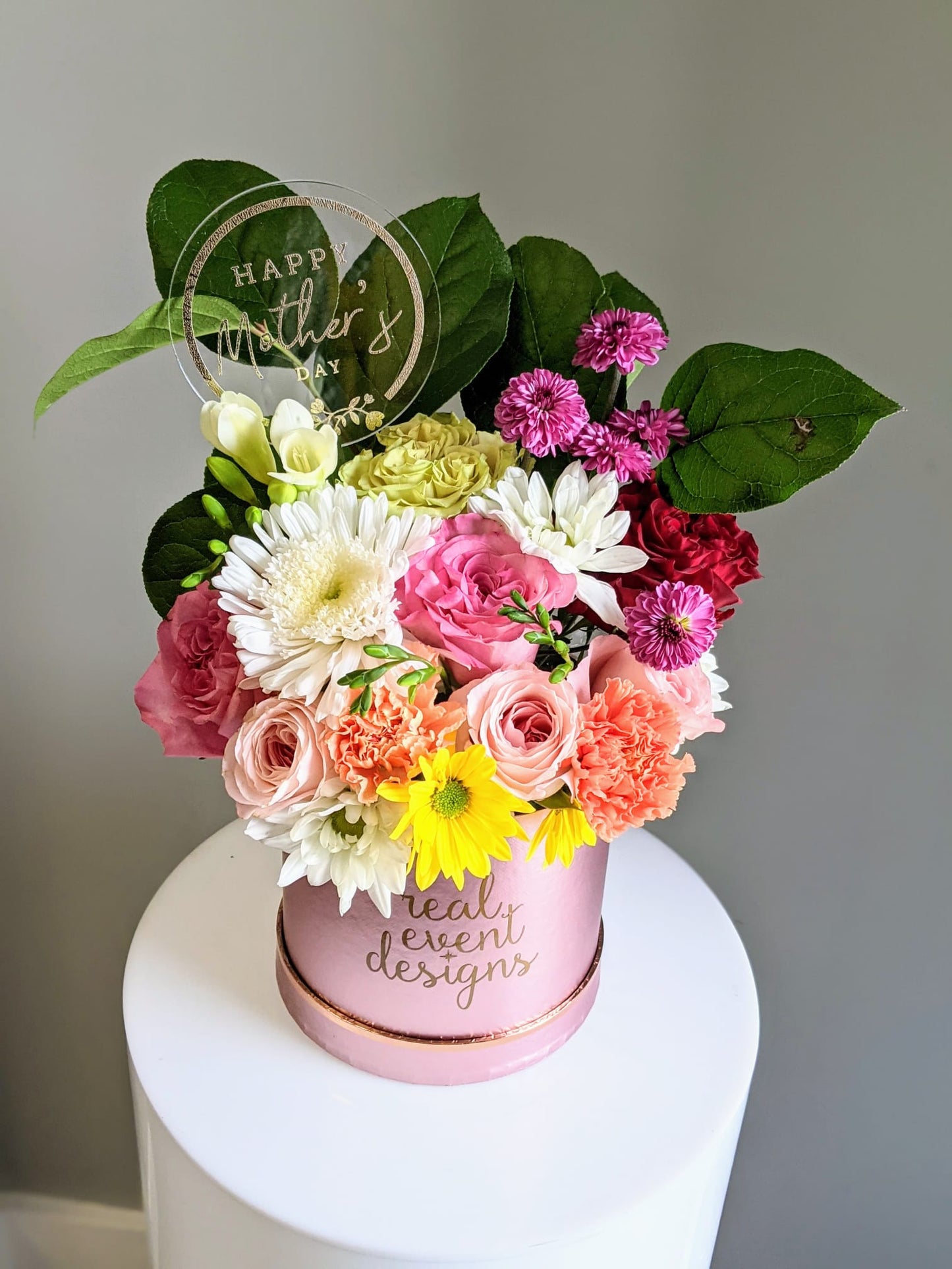FRESH FLORAL BOX ARRANGEMENTS