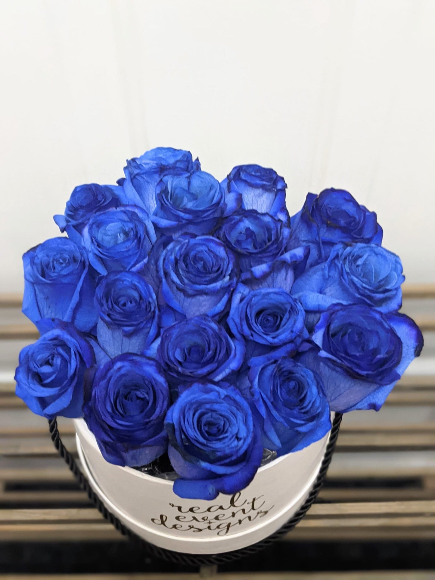 FRESH FLORAL BOX ARRANGEMENTS
