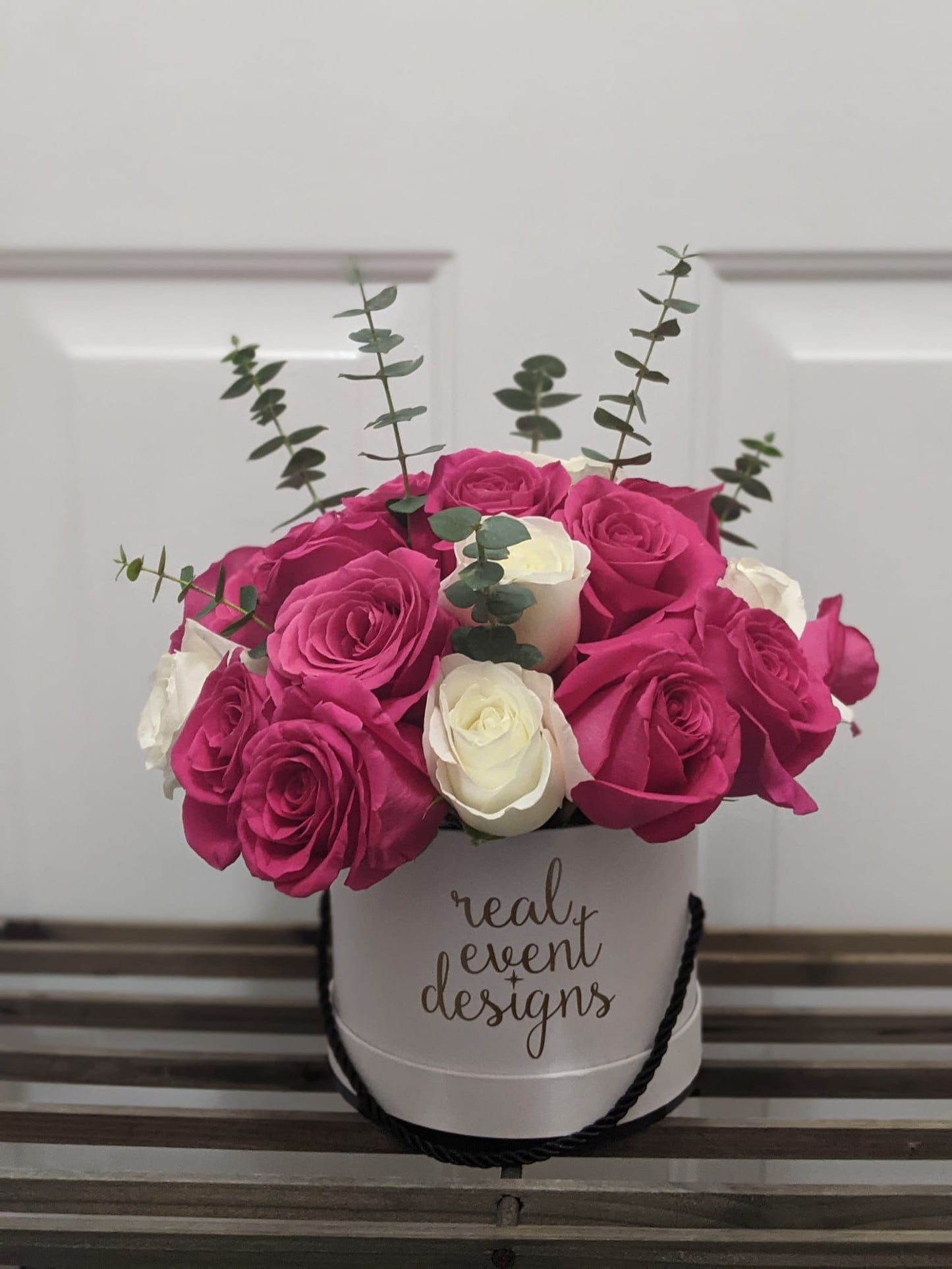 FRESH FLORAL BOX ARRANGEMENTS