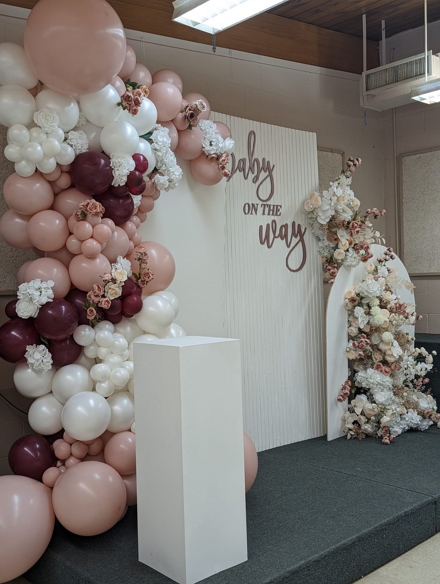 BALLOON GARLAND/ARCHES