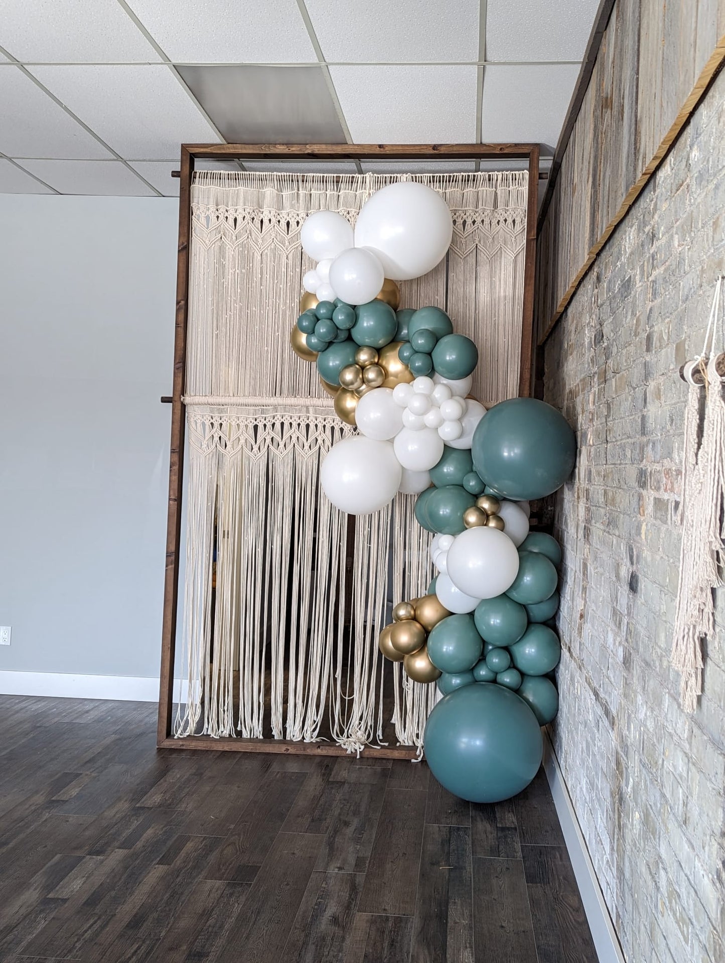 BALLOON GARLAND/ARCHES