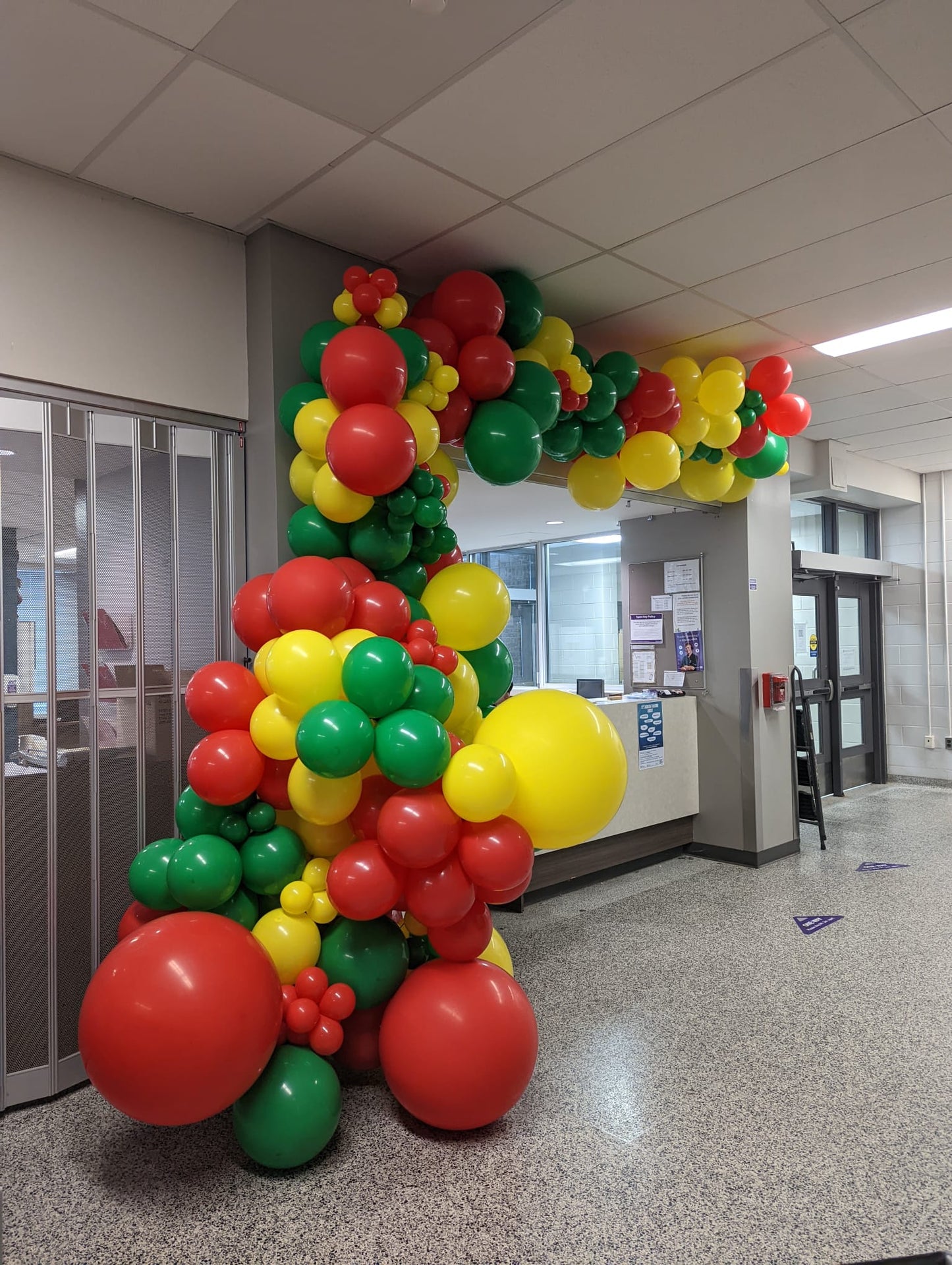 BALLOON GARLAND/ARCHES