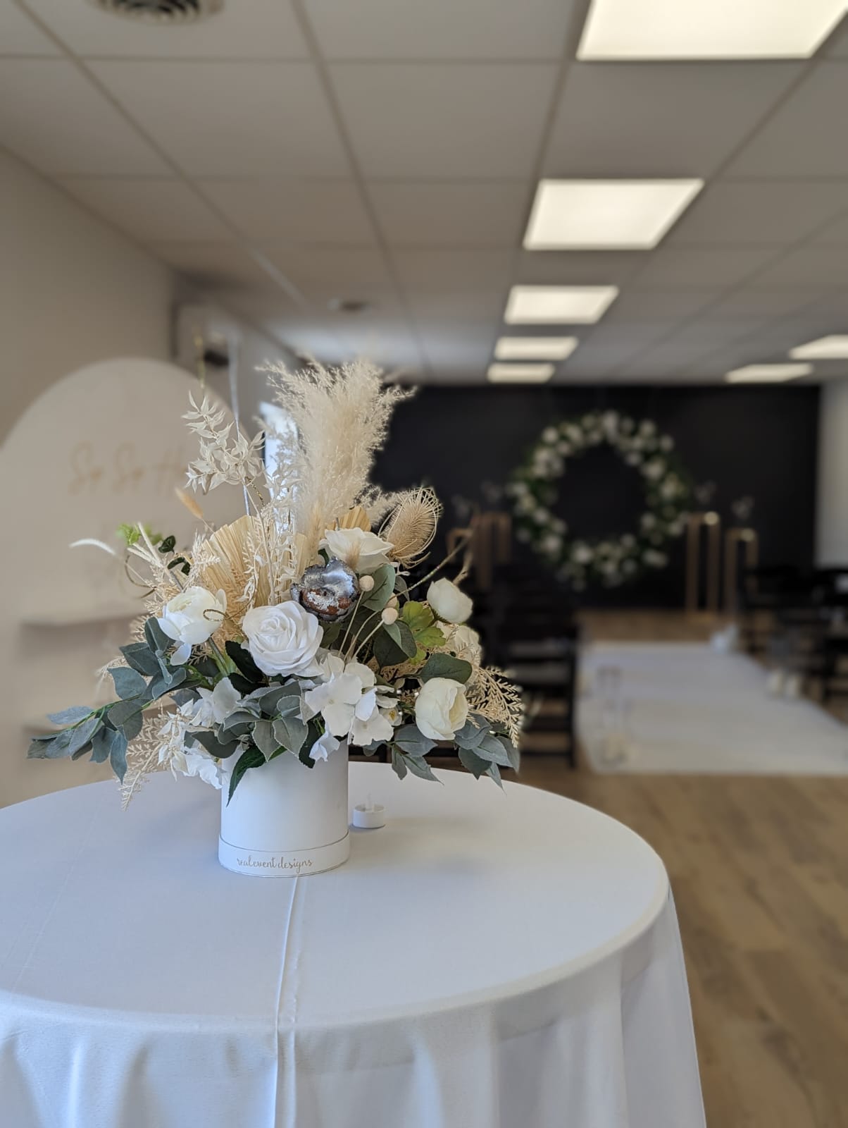 EVERLASTING FLORAL ARRANGEMENTS