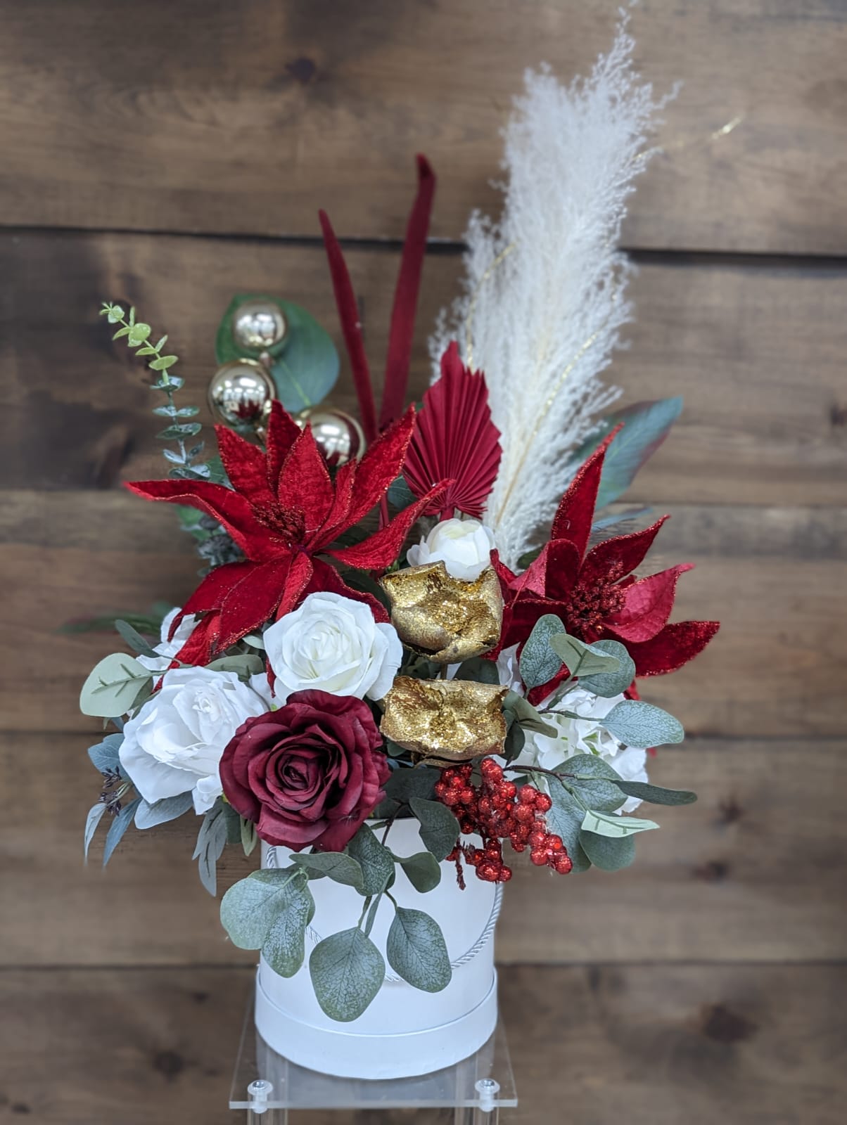 EVERLASTING FLORAL ARRANGEMENTS