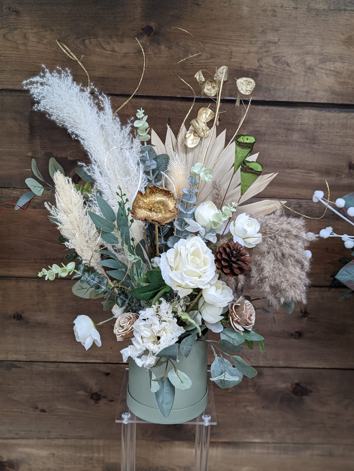 EVERLASTING FLORAL ARRANGEMENTS