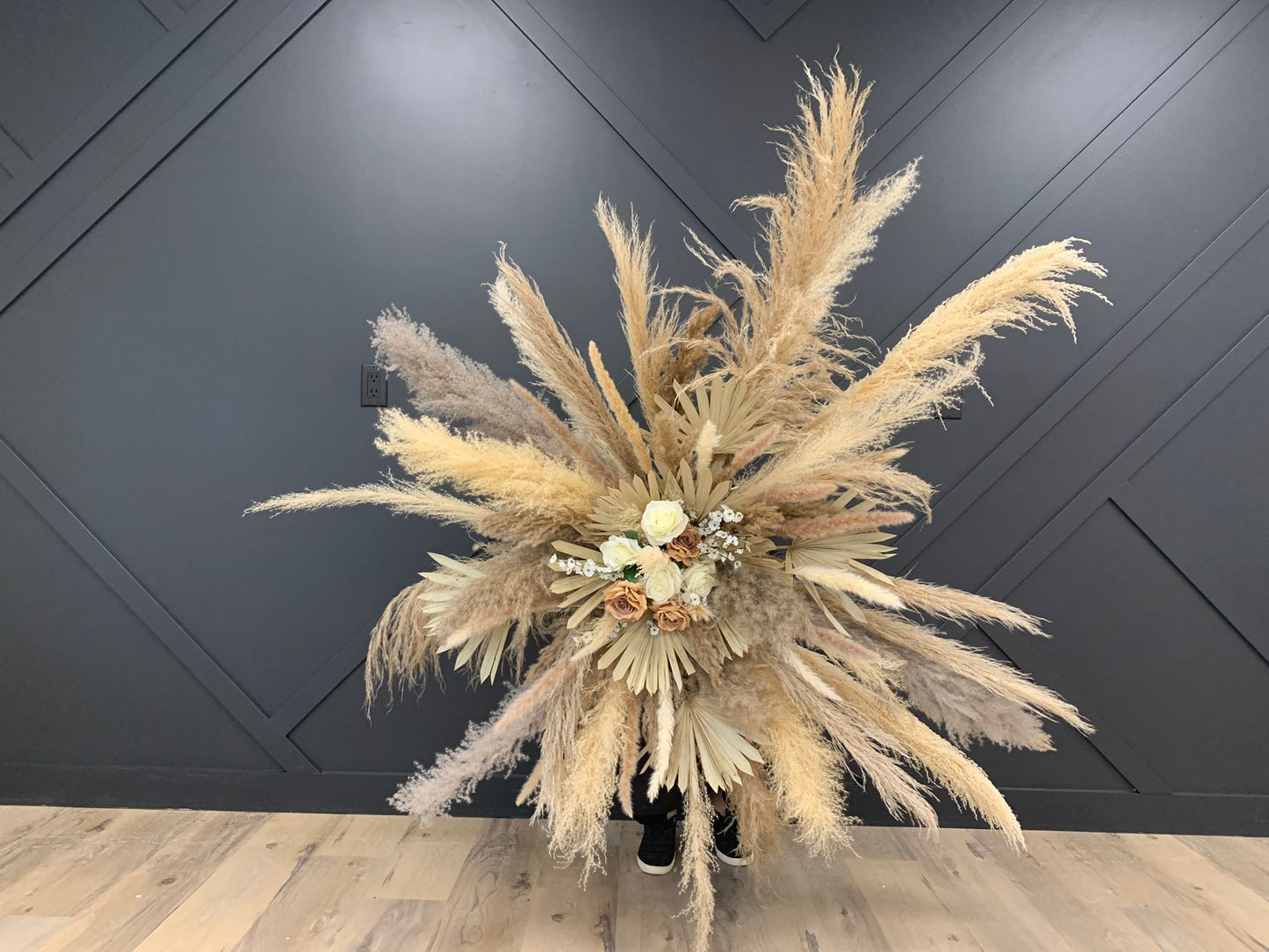 DRIED FLORAL DECOR