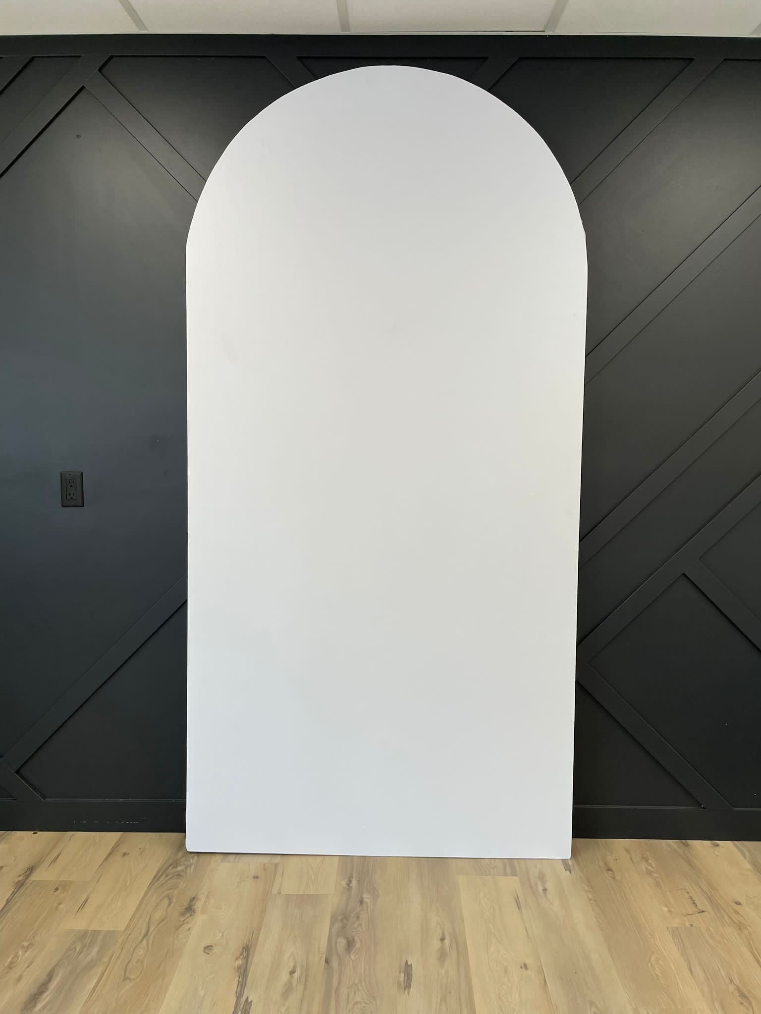 Back Drop Round 8ft ARCH SOLID BACKDROP β Real Event Designs